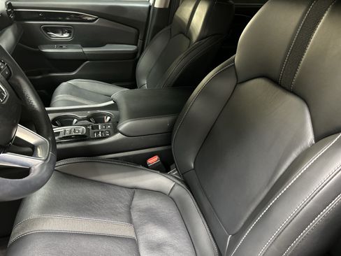 Used 2024 Honda Pilot EX-L image 6