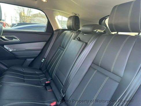 Used 2019 Land Rover Range Rover Velar S image 17