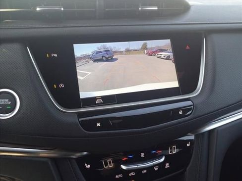 New 2025 Cadillac XT5 Luxury image 31