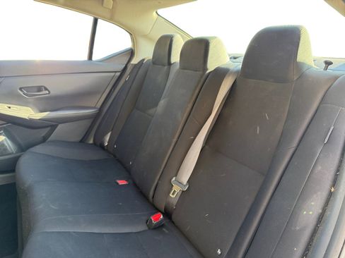 Used 2024 Nissan Sentra S image 10