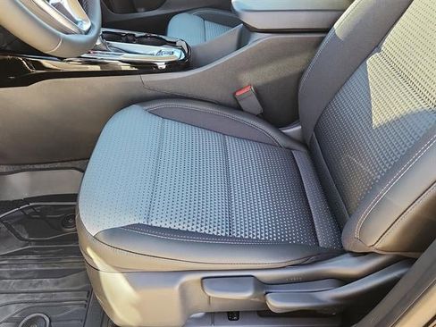 New 2026 Chevrolet Trax LT w/ Driver Confidence Package FWD image 8
