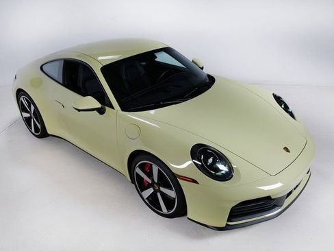 Certified 2026 Porsche 911 Carrera S RWD image 28