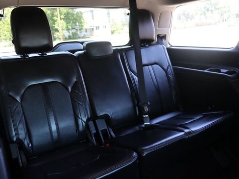 Used 2019 Ford Expedition Platinum AWD/4WD image 22