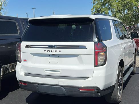Used 2022 Chevrolet Tahoe Z71 w/ Luxury Package AWD/4WD image 2