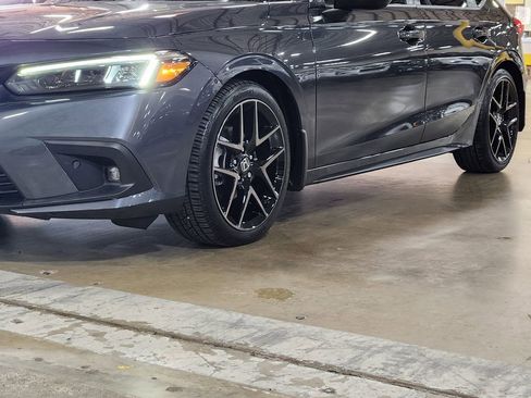 Used 2024 Honda Civic Sport Touring image 17