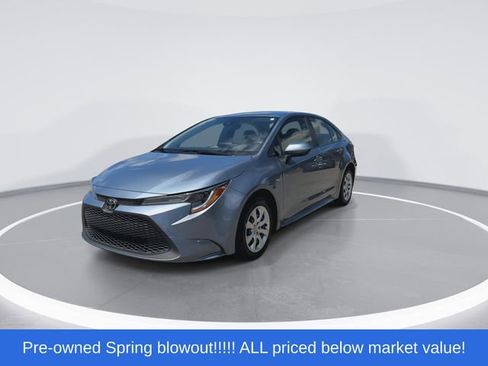 Used 2021 Toyota Corolla LE FWD image 4