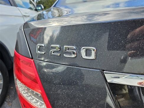 Used 2012 Mercedes-Benz C 250 Sedan image 10