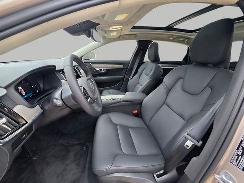 Used 2025 Volvo S90 B6 Plus w/ Protection Package Premier image 20