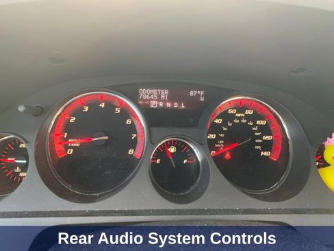 Used 2011 GMC Acadia SLT w/ LPO, 'HIT The Road' Package FWD image 12
