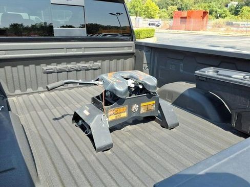 Used 2021 GMC Sierra 3500 Denali w/ Denali Ultimate Package image 15