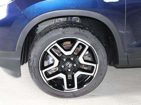 Used 2023 Honda Passport Elite image 6