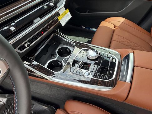 New 2027 BMW X7 M60i AWD/4WD image 22