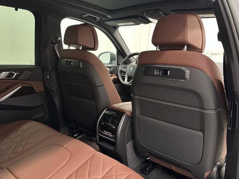 Used 2026 BMW X5 xDrive40i w/ Climate Comfort Package image 20