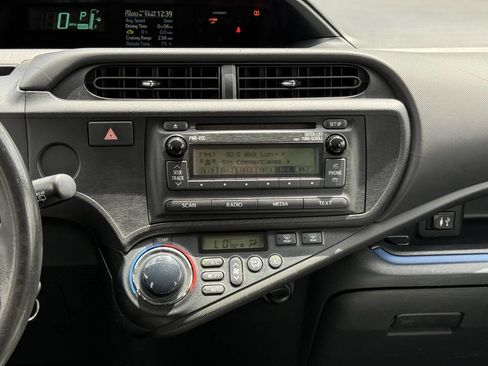 Used 2013 Toyota Prius C Two FWD image 17