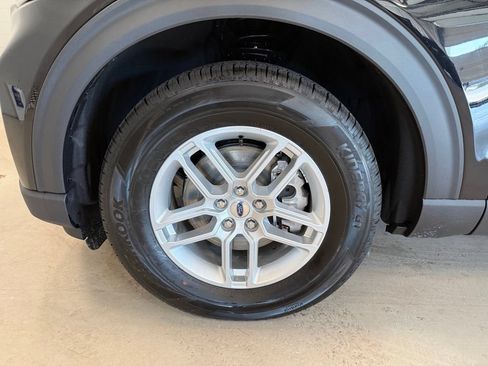 New 2026 Ford Explorer Active AWD/4WD image 35