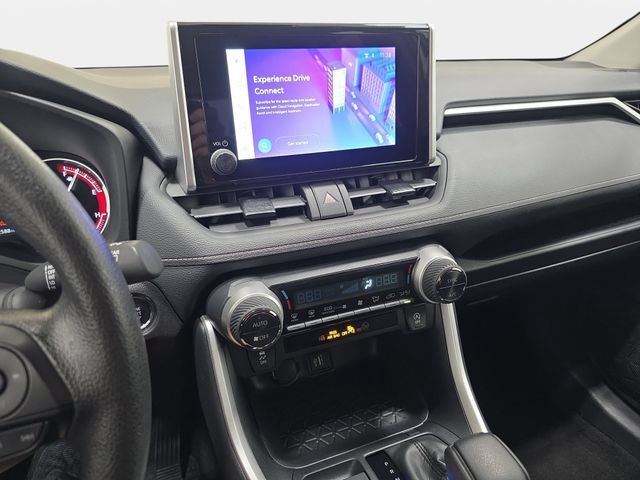 Certified 2025 Toyota RAV4 XLE AWD/4WD image 17