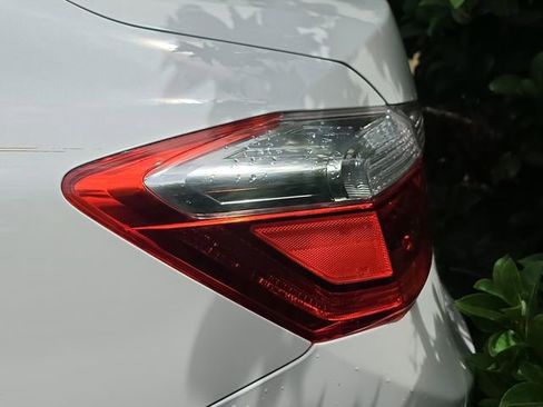 Used 2013 Honda Accord Touring image 10