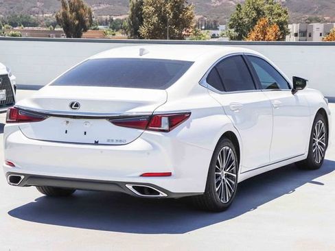 Used 2024 Lexus ES 350 w/ Premium Package FWD image 7