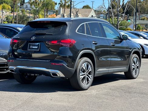 Used 2025 Mercedes-Benz GLA 250 image 3