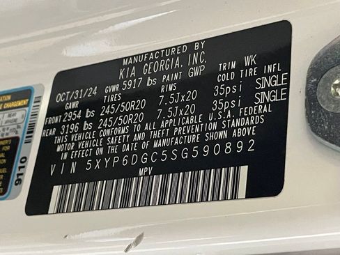 Used 2025 Kia Telluride S AWD/4WD image 35