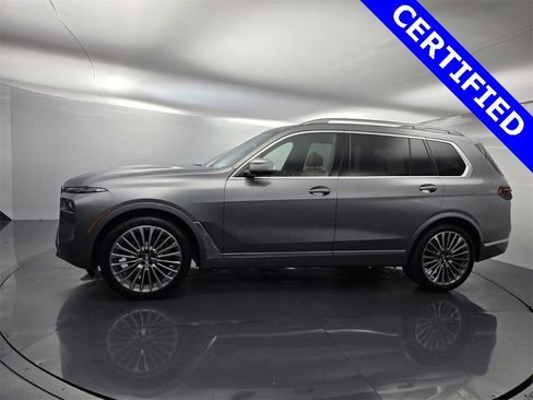 Used 2024 BMW X7 xDrive40i w/ Premium Package image 6