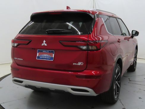 New 2025 Mitsubishi Outlander SEL image 3