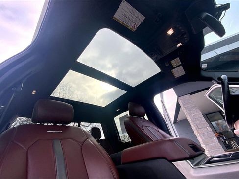 Used 2021 Ford F250 Platinum w/ FX4 Off-Road Package image 24