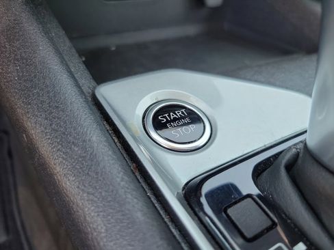 Used 2025 Nissan Altima 2.5 SV image 13