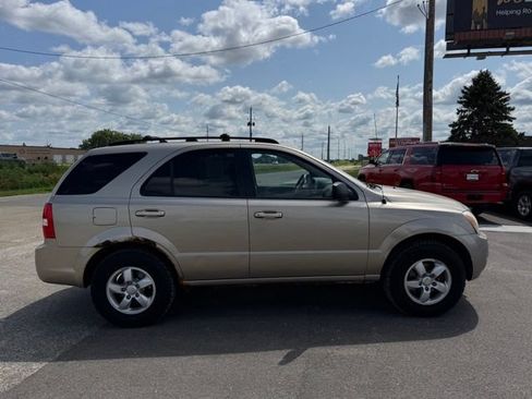 Used 2007 Kia Sorento 4WD image 32