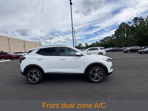 Used 2023 Buick Encore GX Select w/ Safety Package II AWD/4WD image 6
