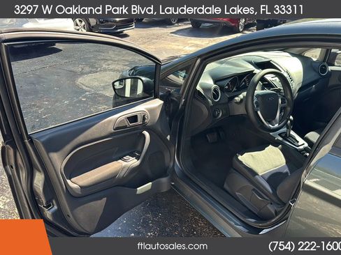 Used 2018 Ford Fiesta SE image 19