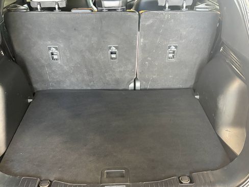 Used 2020 Ford Escape Titanium AWD/4WD image 23
