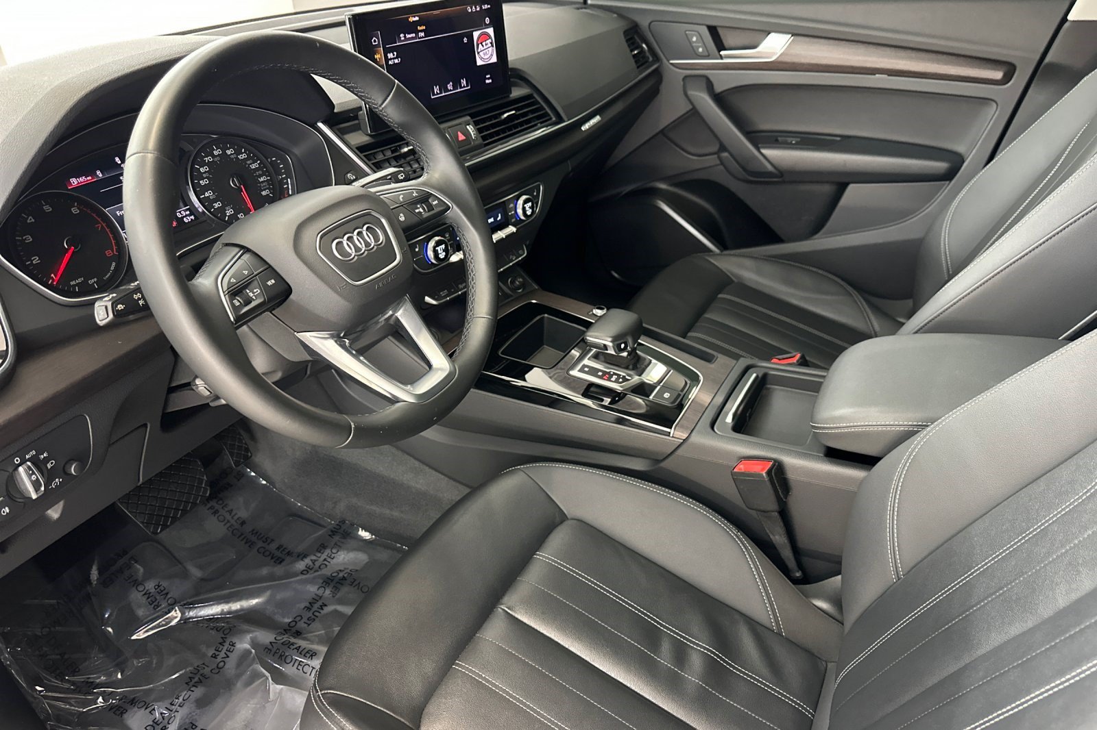 Used 2021 Audi Q5 2.0T Premium w/ Convenience Package AWD/4WD image 4