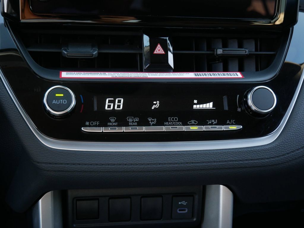 Certified 2024 Toyota Corolla Cross LE AWD/4WD image 19