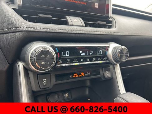 Used 2024 Toyota RAV4 XLE AWD/4WD image 19