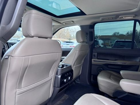 Used 2018 Ford Expedition Limited w/ Equipment Group 302A image 23