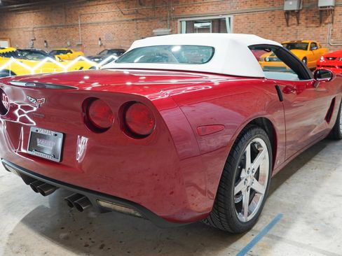 Used 2008 Chevrolet Corvette Convertible RWD image 15