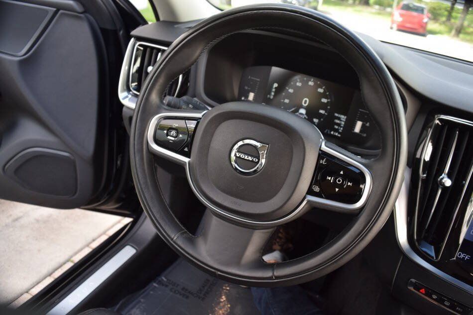 Used 2019 Volvo S60 T5 Momentum w/ Premium Package FWD image 65