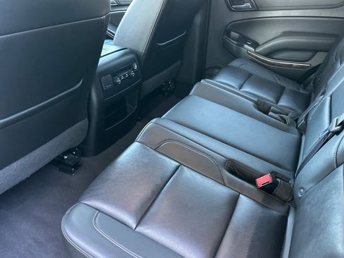 Used 2019 Chevrolet Tahoe LT AWD/4WD image 4