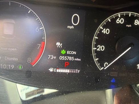 Used 2024 Honda HR-V LX image 10