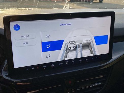 Used 2024 Ford Escape ST-Line w/ Tech Pack #1 image 27