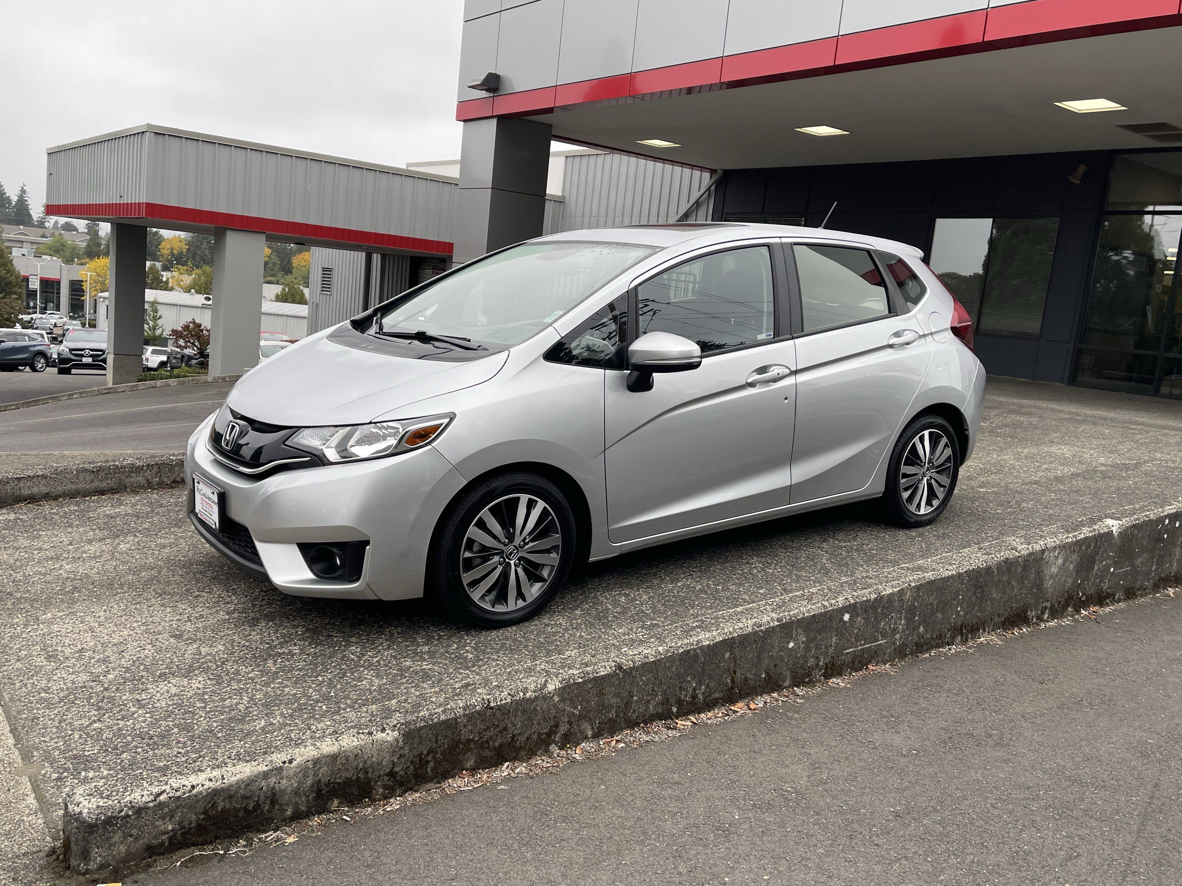 Used 2016 Honda Fit EX image 4