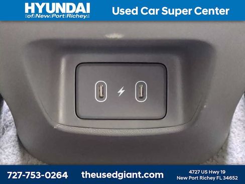 Used 2025 Hyundai Elantra SE FWD image 14