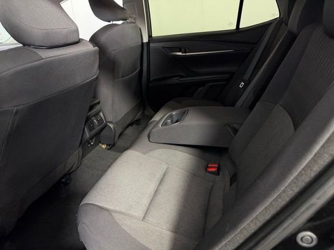 Used 2025 Toyota Camry LE image 25