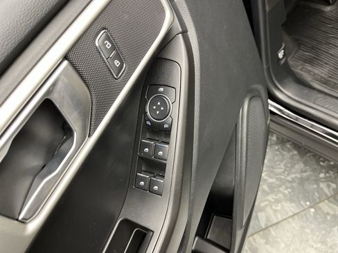 Used 2022 Ford Explorer 4WD image 7