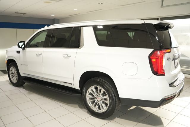 Used 2021 GMC Yukon XL SLT AWD/4WD image 4