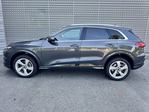 Used 2025 Audi Q5 2.0T Premium Plus image 2