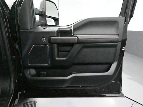 Used 2019 Ford F150 Lariat w/ Equipment Group 502A Luxury AWD/4WD image 49