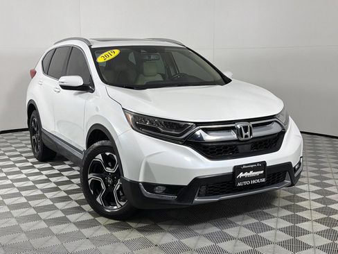 Used 2019 Honda CR-V Touring image 2