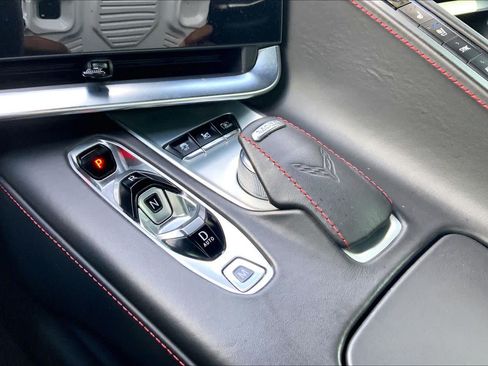 Certified 2021 Chevrolet Corvette Stingray Premium Conv w/ Z51 Performance Package RWD image 30
